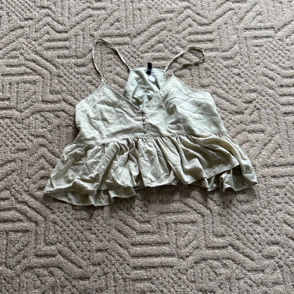 H&M Green Ruffle Crop Top